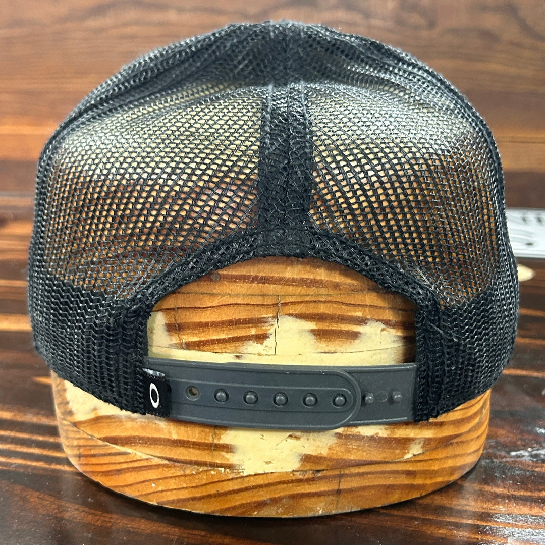 Oakley Snapback Trucker Hat