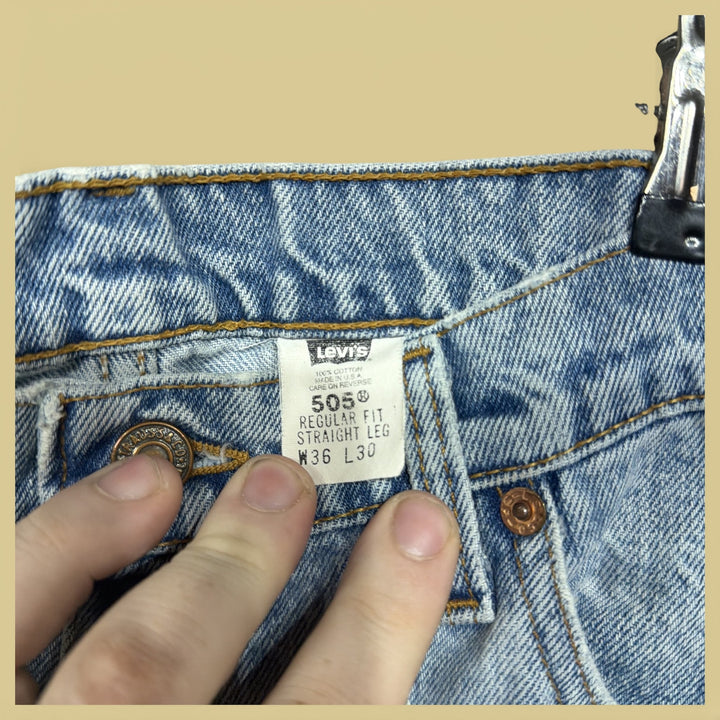 Vintage Levi's 505 90s Jeans Size 36