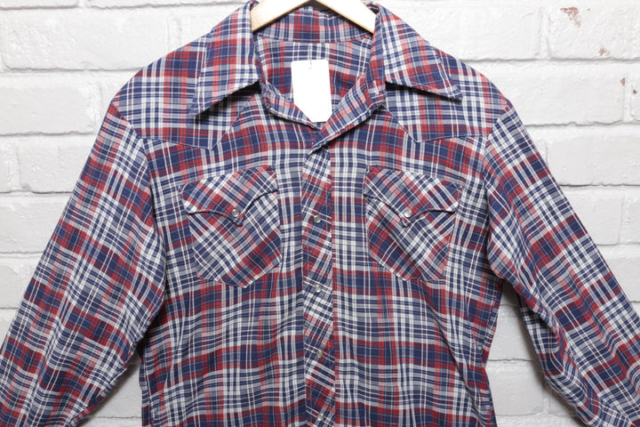 90s Vintage Red White and Blue Plaid Pearl Snap Button Down Shirt Size Medium