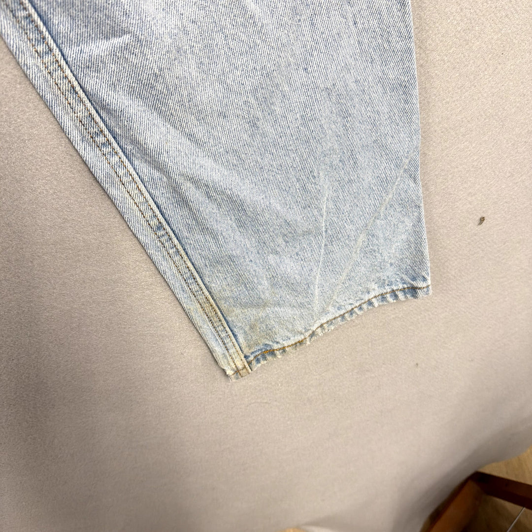 Vintage Levis 505 Light Wash Jeans Size 36