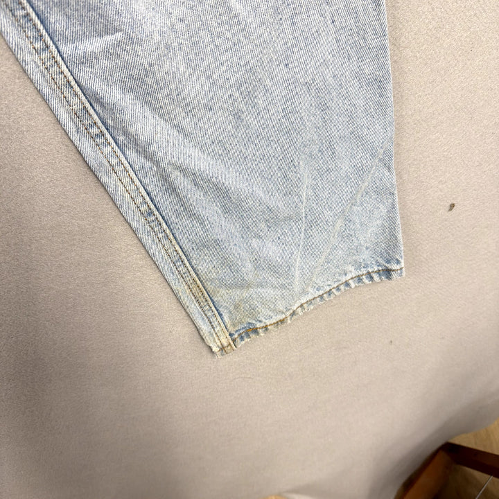 Vintage Levis 505 Light Wash Jeans Size 36