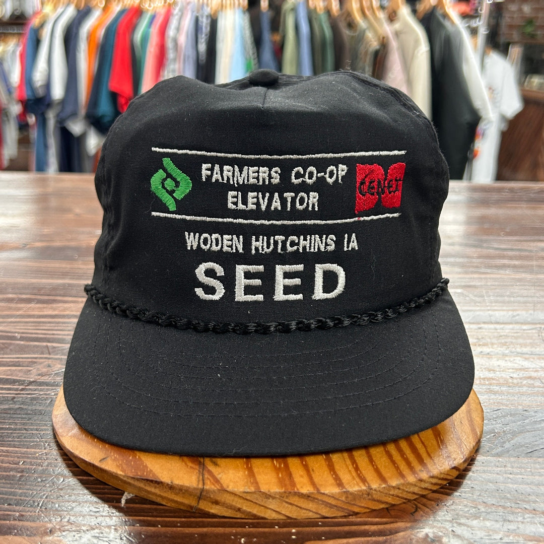 Vintage Woden Hutchins IA Farmers Co-Op Black Snapback Hat