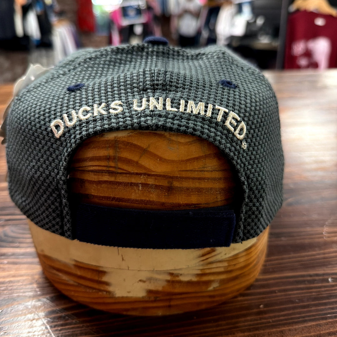 Vintage Ducks Unlimited Gray Mesh Strap Back Hat