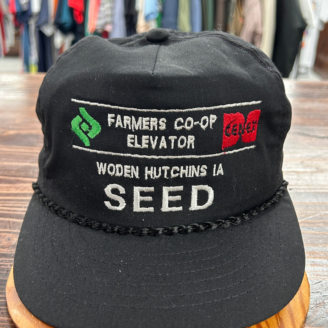 Vintage Woden Hutchins IA Farmers Co-Op Black Snapback Hat