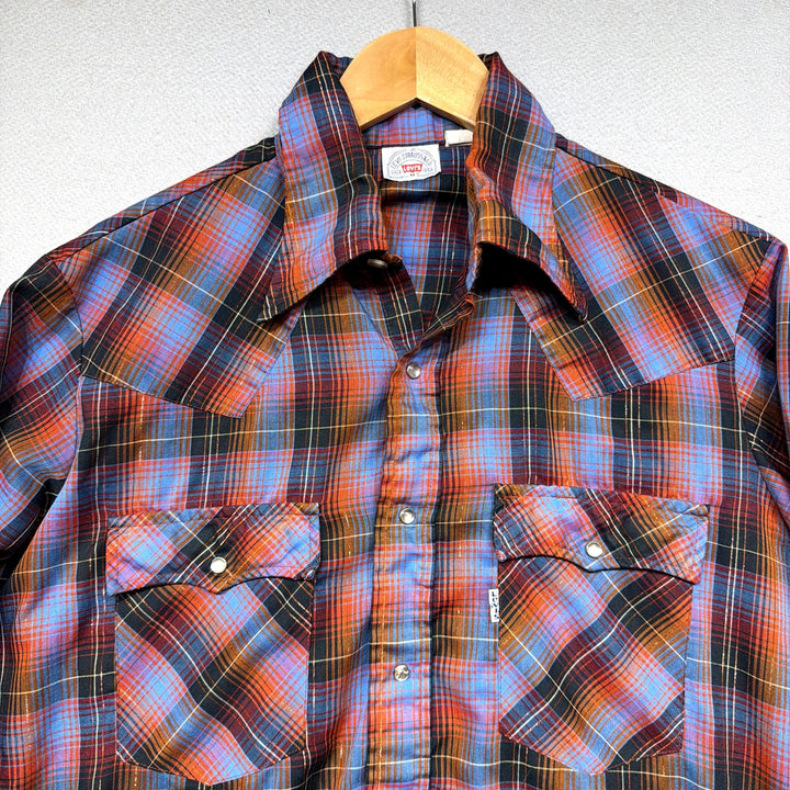 Vintage Levi's Plaid Pearl Snap Shirt size Medium