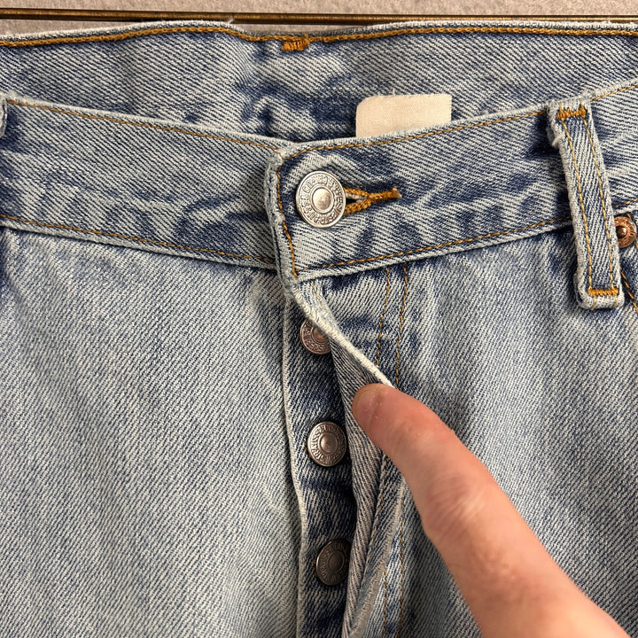 Vintage Levi's 501 Light Wash Denim Jeans Size 36X30