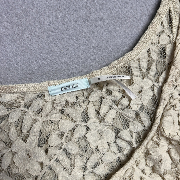 Kimchi Blue Urban Outfitters Green Cropped Lace Lacy Top Size Medium