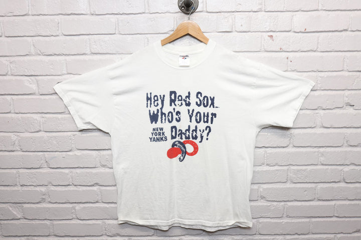 2000s red sox who's your daddy yankees tee shirt size xl