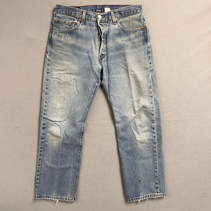 Vintage Levi's 501xx Light Wash Jeans Made in USA Men's 34x29