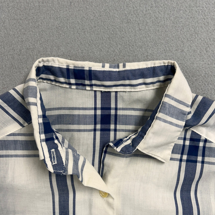 Vintage 90's Blue Plaid Double Pocket Button Up Shirt Medium