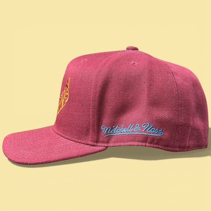 Houston rockets Mitchell and Ness Throwback Fitted Hat Size 8