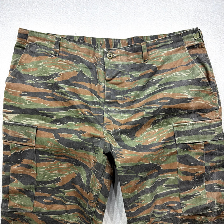 Vintage  Tiger Stripe Camo Pants Size XL