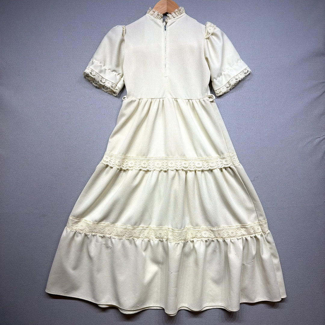 Vintage girl's Lace Trimmed Prairie Dress Size Medium