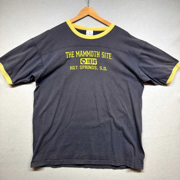 Vintage The Mammoth Site South Dakota Ringer T Shirt size XL