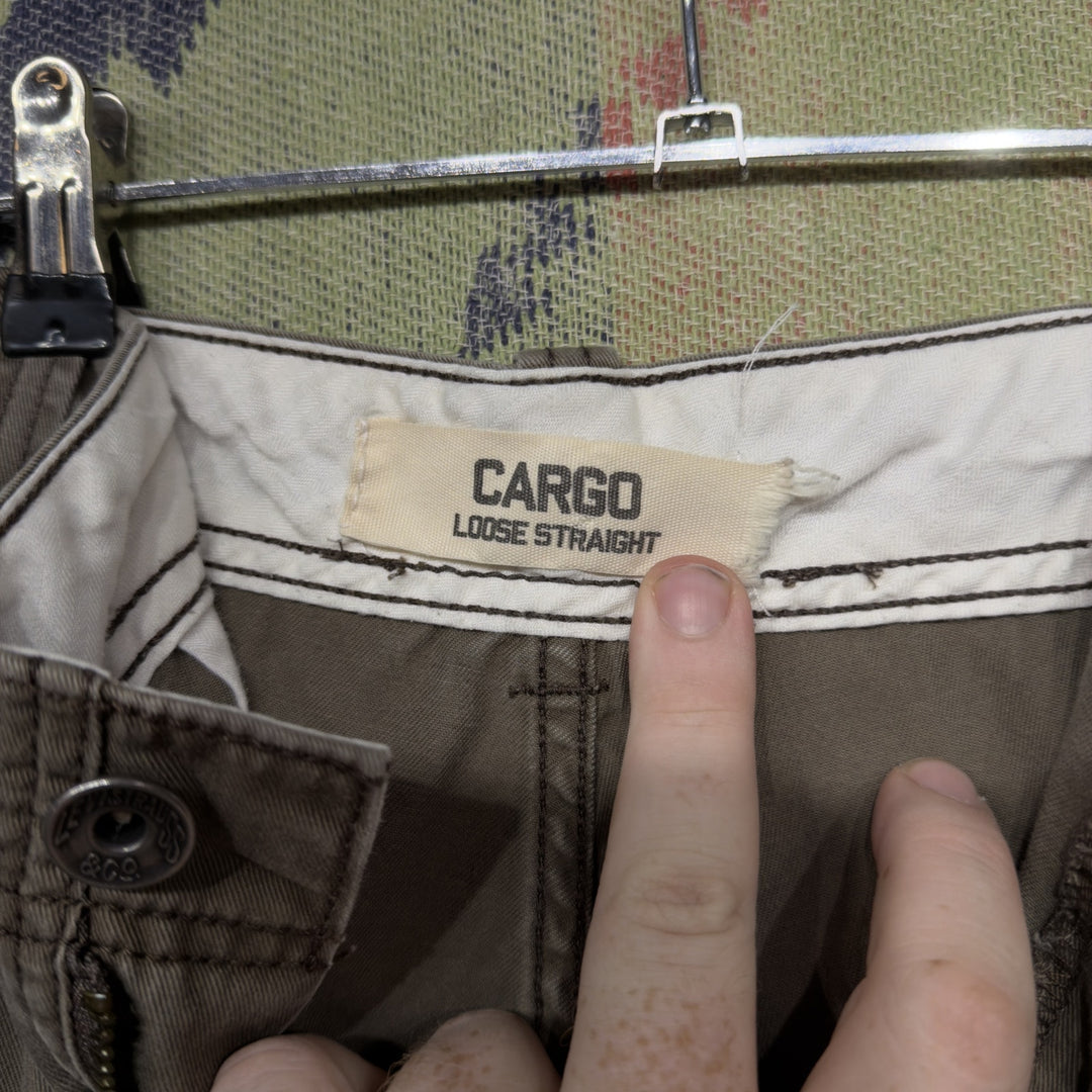 Levi's Vintage Workwear Loose Fit Cargo Pants Size 34 2000s Y2K Baggy