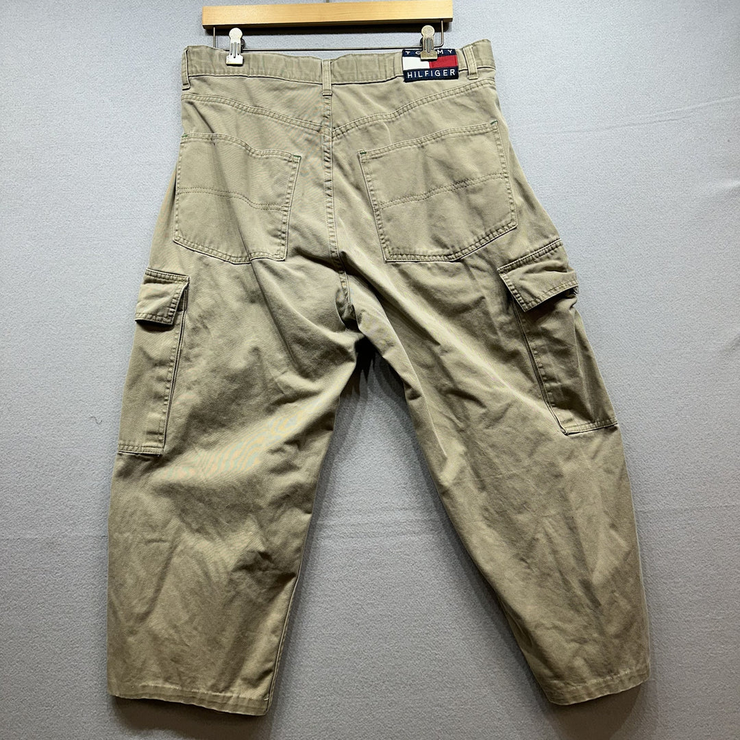 Vintage Tommy Hilfiger Y2K Cargo Pants Size Large