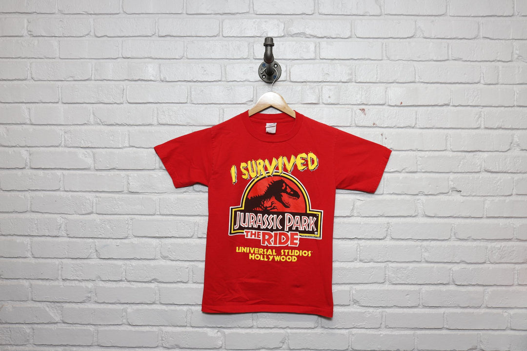 90s I survived jurassic park the ride universal studios tee shirt size  small