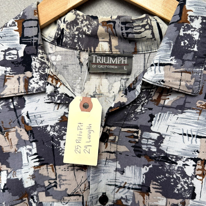 Vintage Triumph Abstract Button Down Shirt Size Large