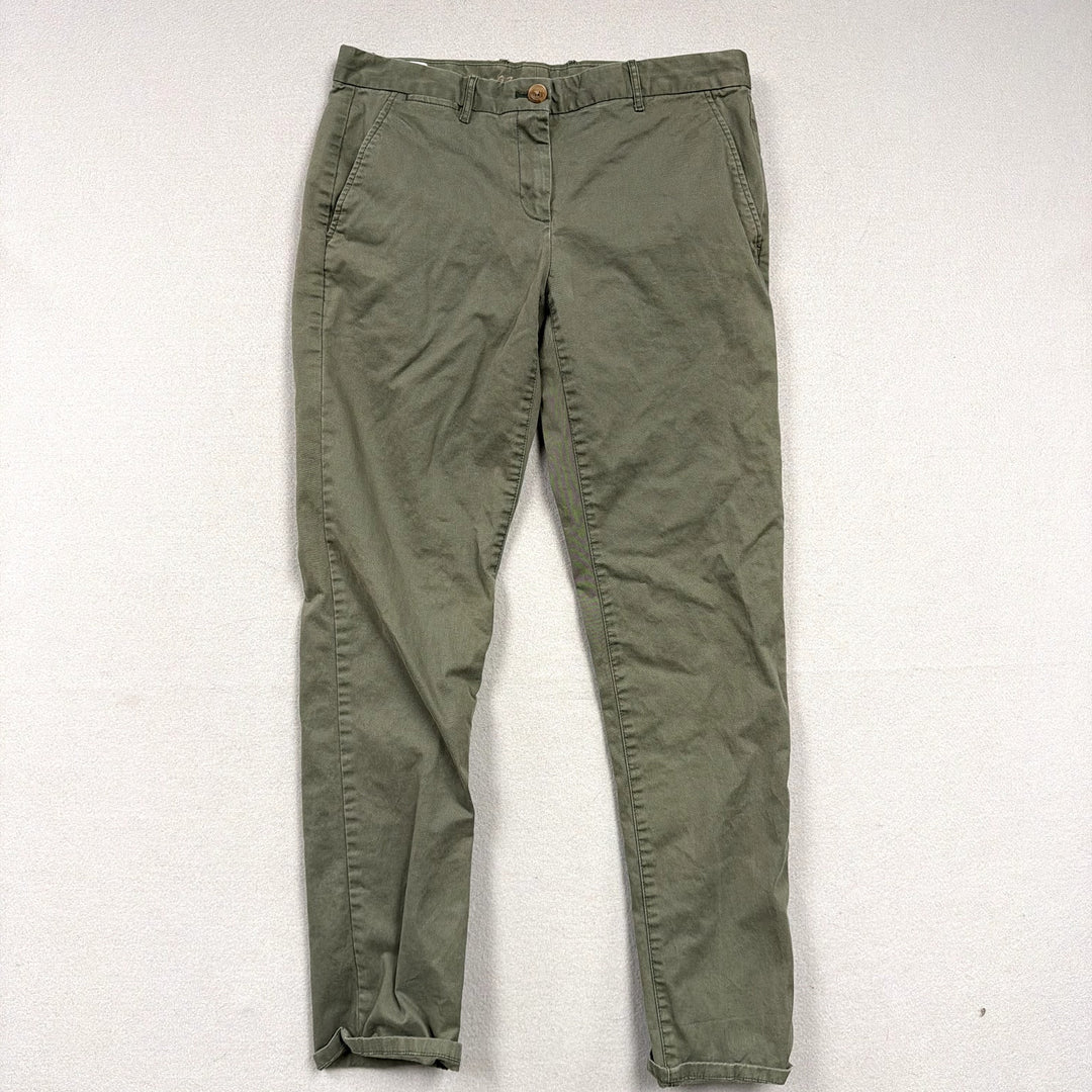 Gap Green Khaki Pants Size 31