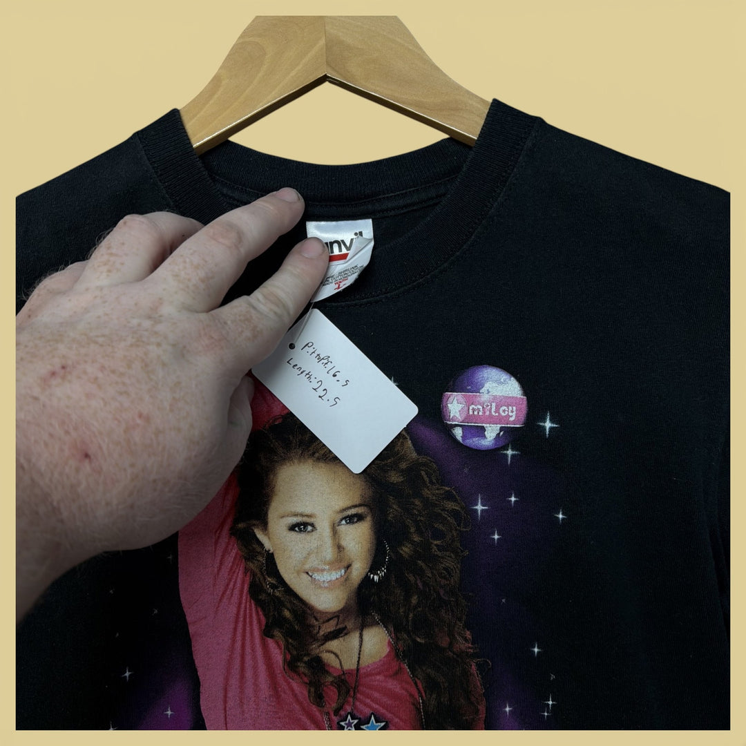 Vintage Y2K Kids Ultimate Miley Cyrus Party T Shirt Size Large
