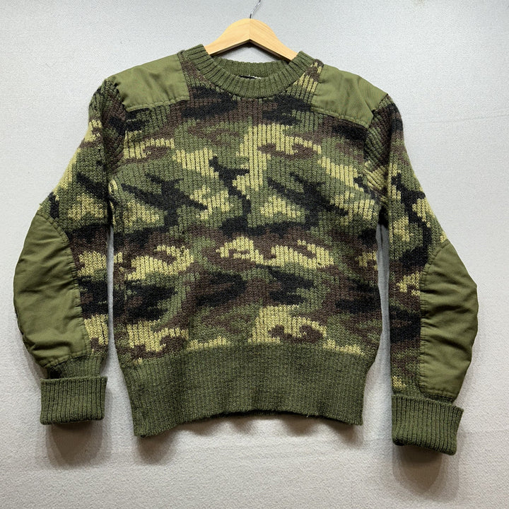 Vintage Barbour Camo Sweater Size Medium