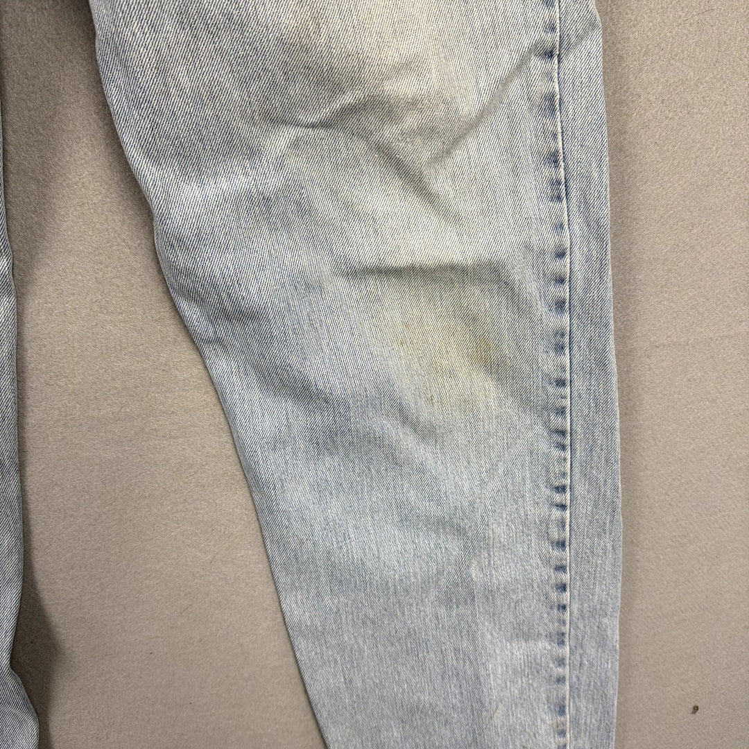 Vintage Levi's 550 Light Wash Jeans Size 34