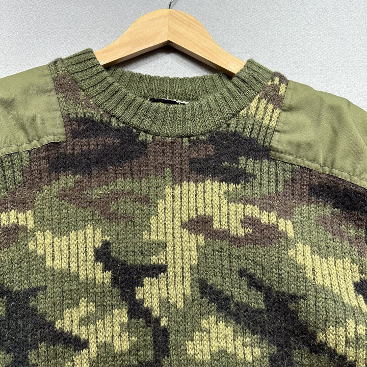 Vintage Barbour Camo Sweater Size Medium