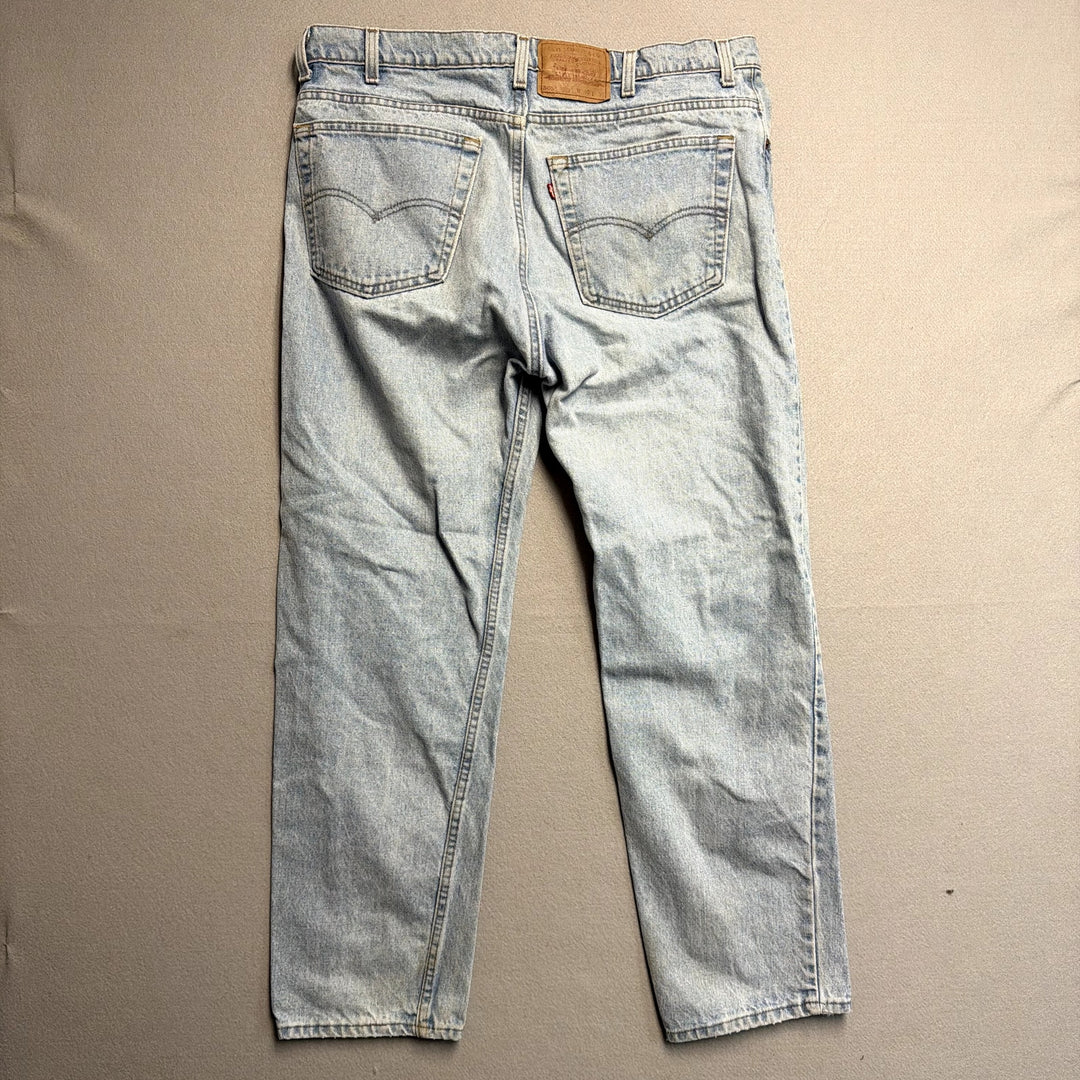 Vintage Levis Made in USA 505 Jeans Size 38