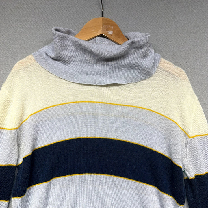 Vintage Bobbie Brooks Turtleneck Sweater Size Large