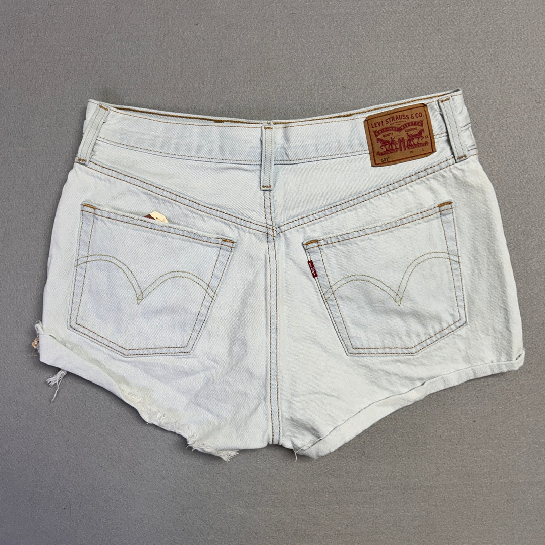 Levis 501 Cut off Denim jean Shorts Size 30