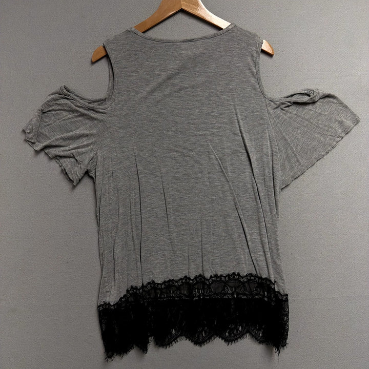 Vocal Y2K Style Open Shoulder Shirt Size XL
