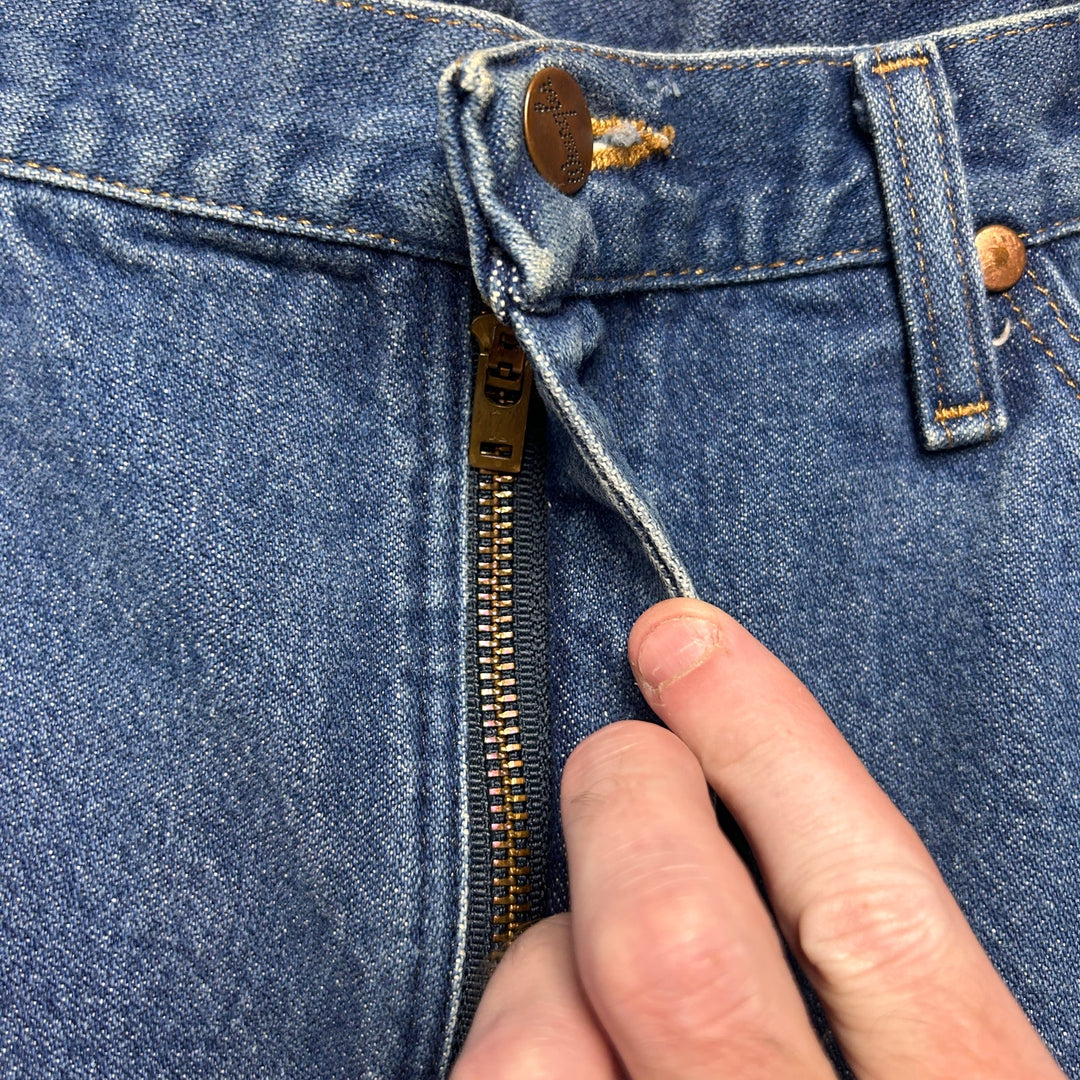 Vintage Wrangler Men's Blue Jeans Medium Wash 32x29