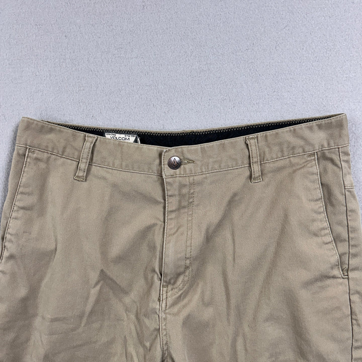 Volcom Khaki Shorts Size 32