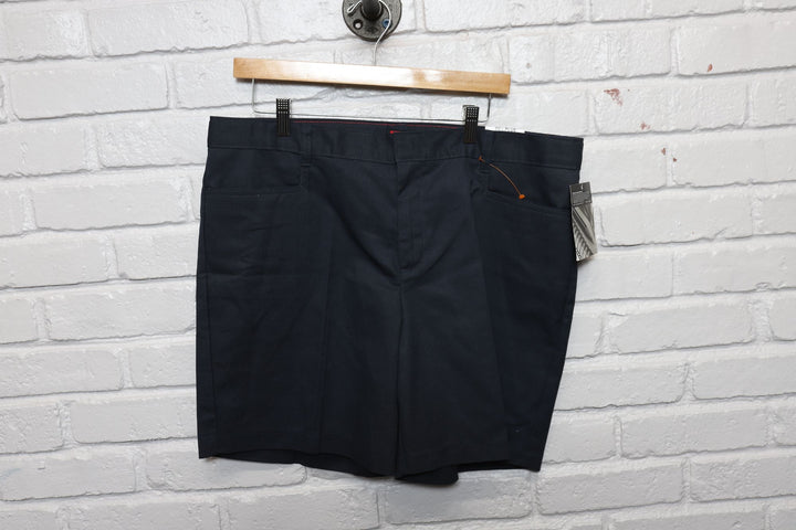 2000s dickies navy shorts size 39/7.5