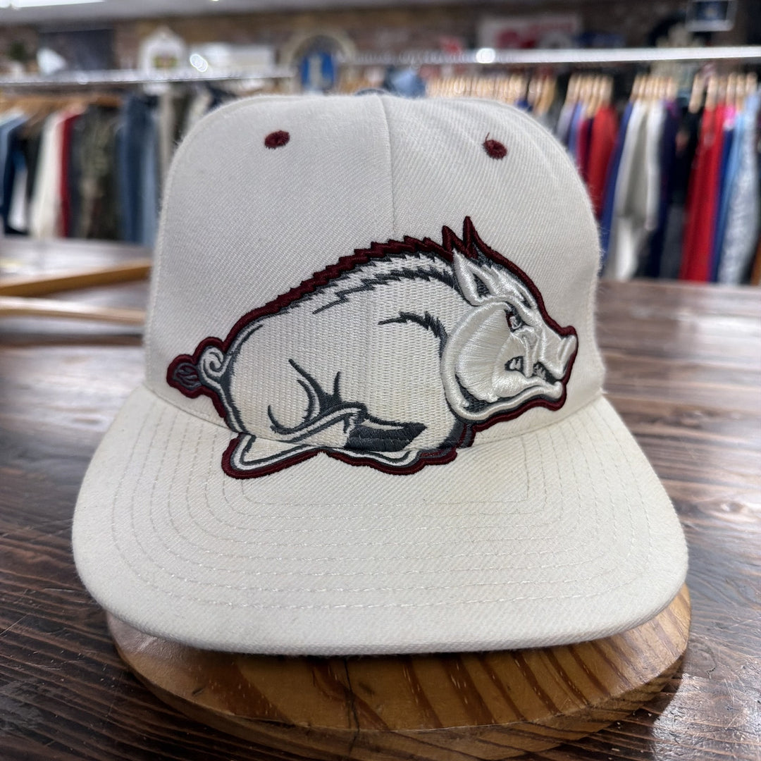 Vintage 2000s Arkansas Razorbacks Embroidered Brim Snapback Hat