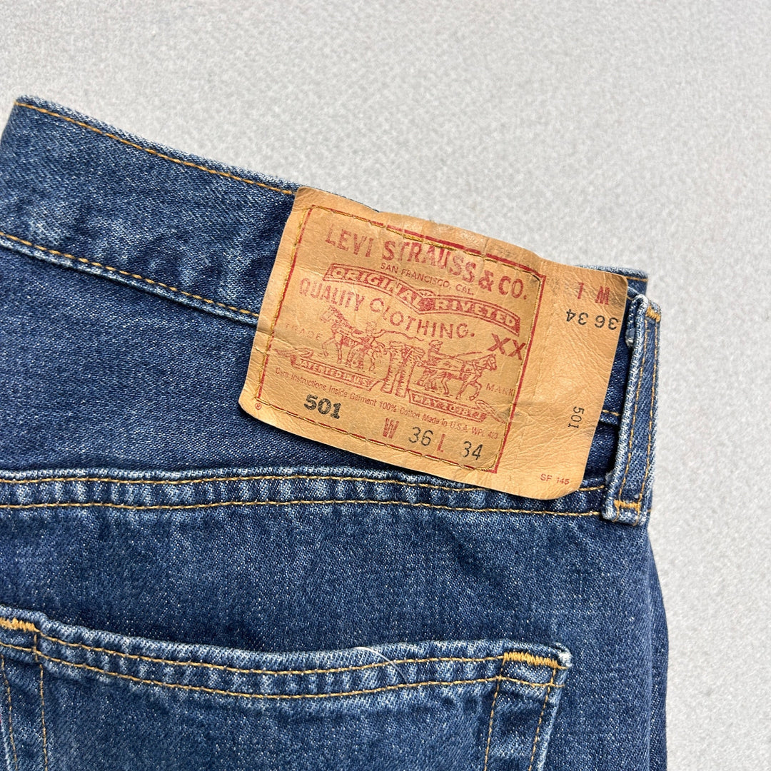 Vintage Levi's 501 Made in USA Button Fly Jeans Medium Wash 34x30