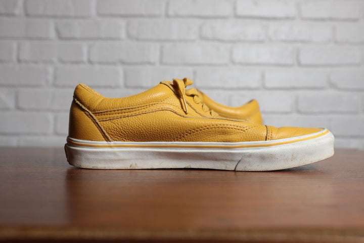 2010s yellow vans size 12