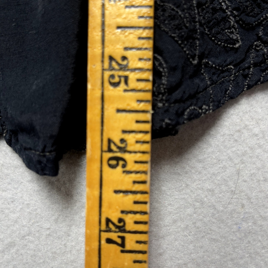 90s Simple Standards Women's Black Floral Embroidered Button Down S