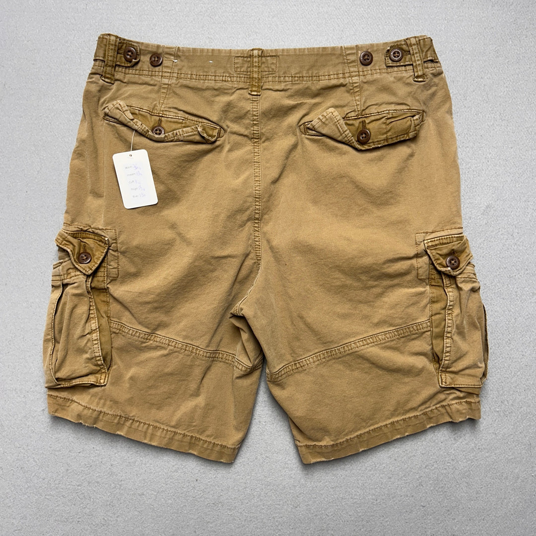 American Eagle Cargo Shorts Size 36