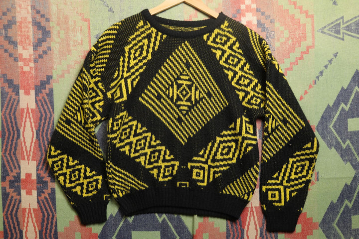 Abstract Pattern Vintage Black Yellow Sweater 80s Small