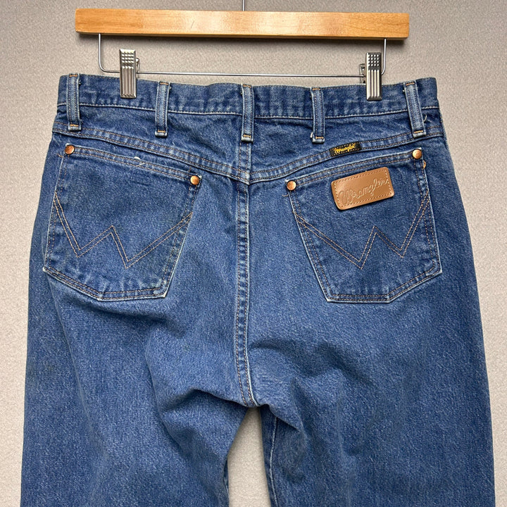 Vintage Wrangler Men's Blue Jeans Medium Wash 32x29