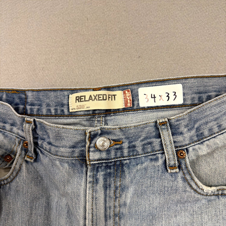 Vintage Levi's 550 Light Wash Jeans Size 34