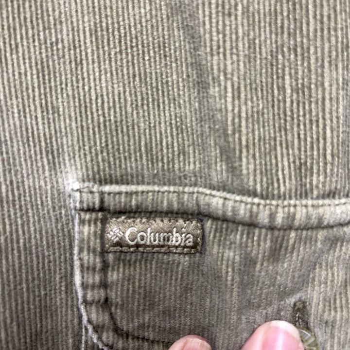 90's Men's Columbia Olive Green Corduroy Button Down Shirt XXL