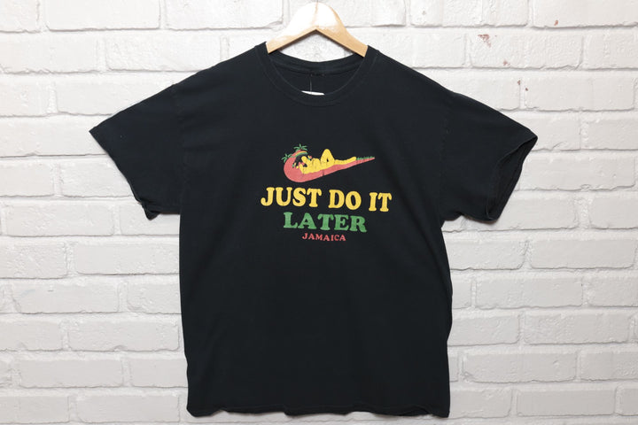 2000s Vintage Just Do It Later Jamaica T Shirt Size Large