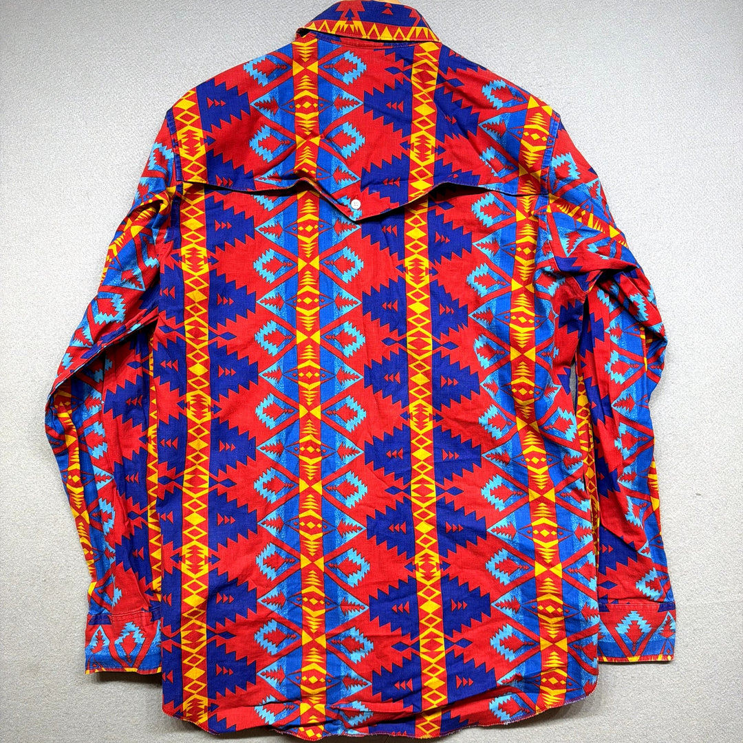 Vintage Wrangler Southwestern Aztec Print Button Down Shirt Size Medium