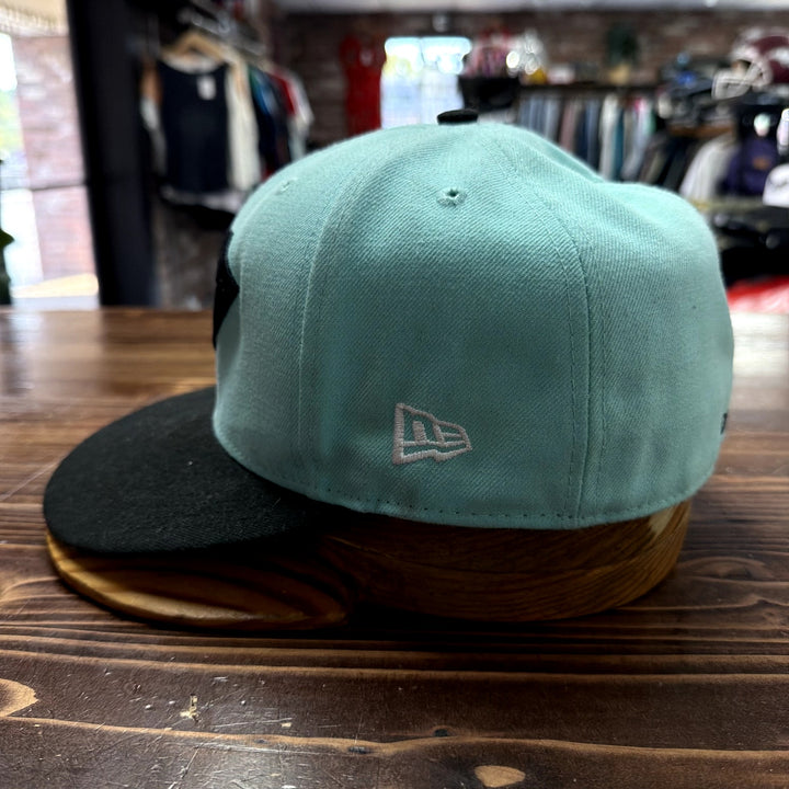 Diamond Supply Co. New Era Fitted Hat Size 7 3/8