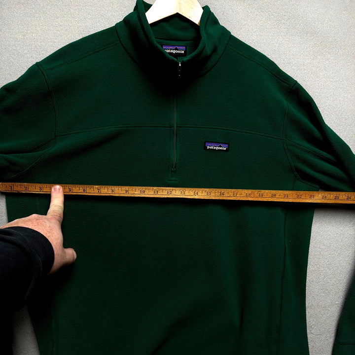 Patagonia Men's Green Quarter Zip Sweatshirt Size Large