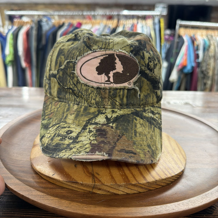 Vintage Y2K Mossy Oak Pink Logo Strap back Hat