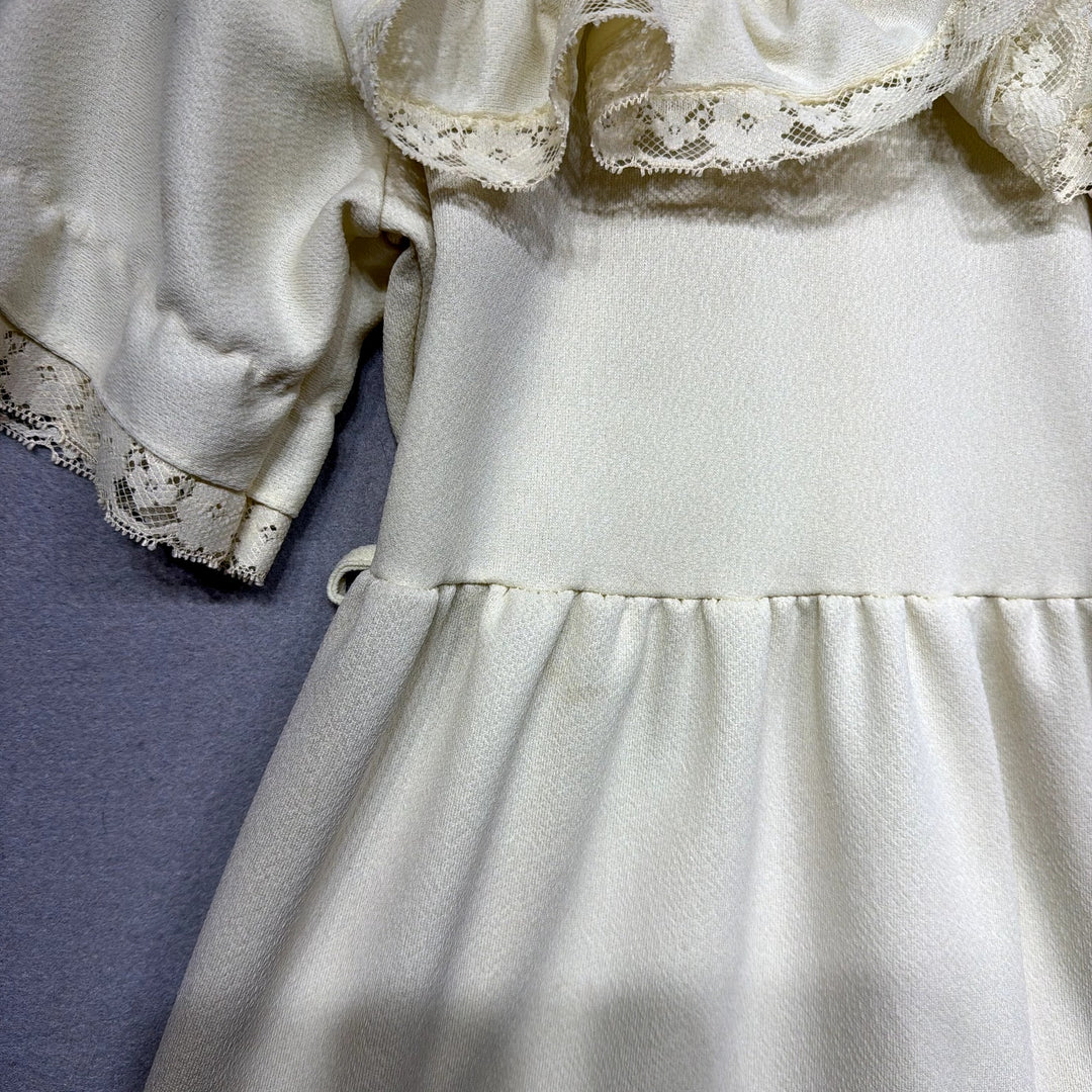 Vintage girl's Lace Trimmed Prairie Dress Size Medium