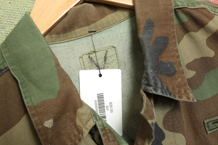 US Military Vintage Woodland Camo Jacket 90s Small
